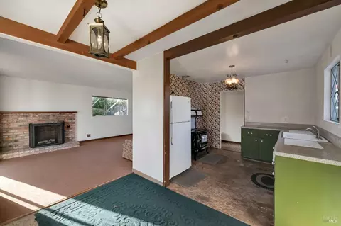 1431 Buchanan St, Novato, CA 94947 photo 4