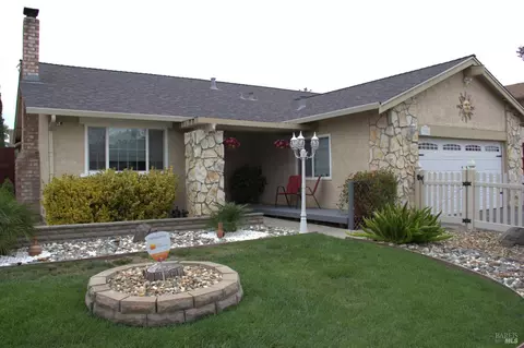 758 Sequoia Dr, Fairfield, CA 94533