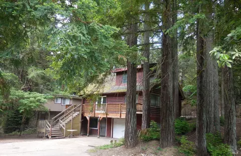 1861 Primrose Dr, Willits, CA 95490