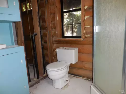 1861 Primrose Dr, Willits, CA 95490 photo 9