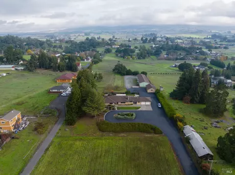 539 Ely Rd N, Petaluma, CA 94954