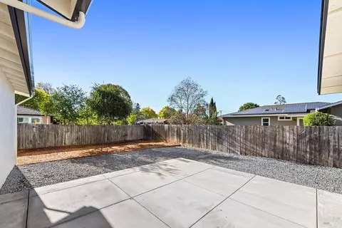 Exterior - 532 Williams Dr, Petaluma, CA 94954 photo 8 of 12