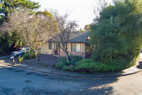 705 Yosemite Dr, Ukiah, CA 95482 photo 9