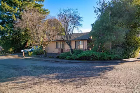 705 Yosemite Dr, Ukiah, CA 95482 photo 5