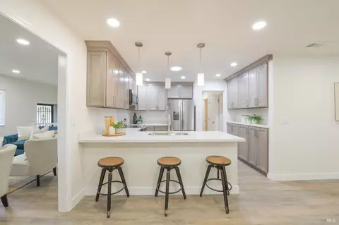 1018 Sparrow Ln, Fairfield, CA 94533 photo 12