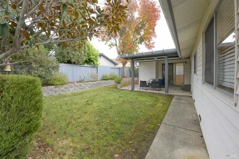 1018 Sparrow Ln, Fairfield, CA 94533 photo 35