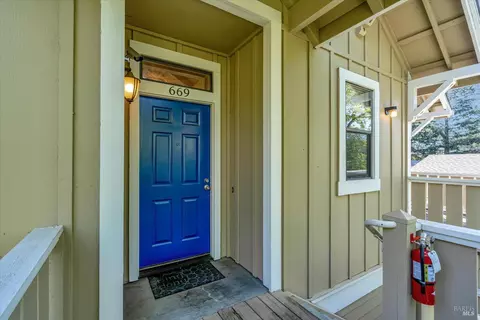 669 Cherry Ave, Sonoma, CA 95476 photo 4