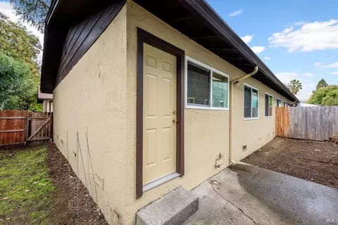 561-571 Leslie St, Ukiah, CA 95482 photo 15