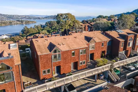 365 Headlands Ct, Sausalito, CA 94965