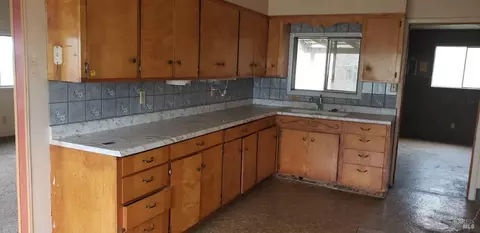 2054 Valley Rd, Willits, CA 95490 photo 4