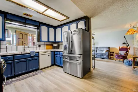 372 Grape St, Vacaville, CA 95688 photo 6