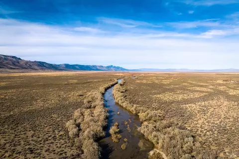 737-455 Herlong Access Rd, Doyle, CA 96109