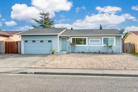 1520 Elizabeth Dr, Petaluma, CA 94954