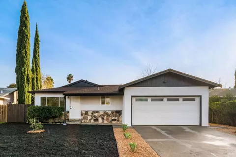 1930 Forest Ln, Vacaville, CA 95687