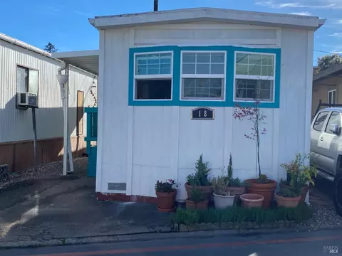 1821 Lakeville Hwy #18, Petaluma, CA 94954