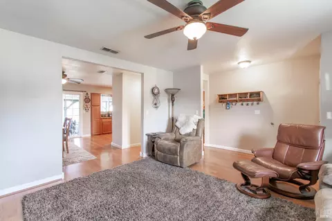 455 South Ct, Dixon, CA 95620 photo 9