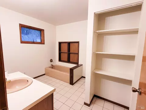 25556 Daphne Way, Willits, CA 95490 photo 20