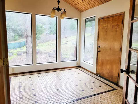 25556 Daphne Way, Willits, CA 95490 photo 17