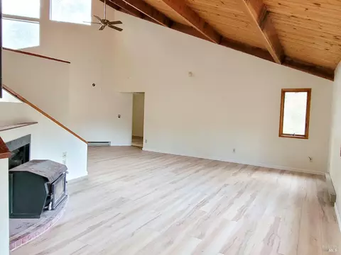 25556 Daphne Way, Willits, CA 95490 photo 6