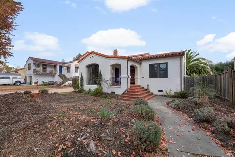 22 Carroll St, Vallejo, CA 94590 photo 2
