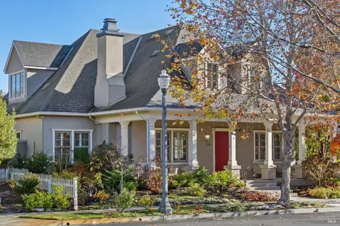 570 6th St E, Sonoma, CA 95476 photo 2