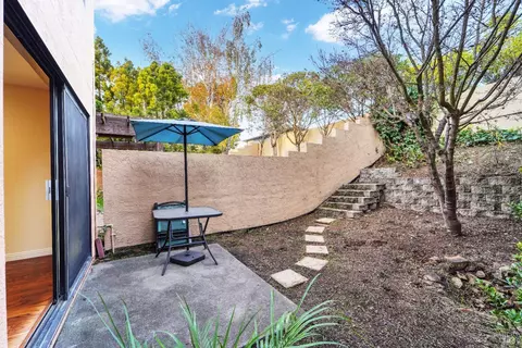 152 Nantucket Ln, Vallejo, CA 94590 photo 23