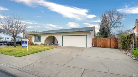 3438 Springfield Dr, Fairfield, CA 94534 photo 5