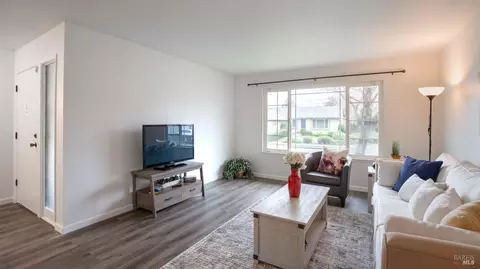 3438 Springfield Dr, Fairfield, CA 94534 photo 11