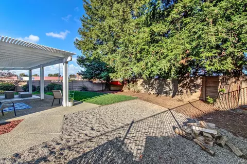 210 Joy Ct, Dixon, CA 95620 photo 41