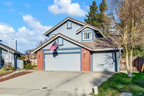 210 Joy Ct, Dixon, CA 95620 photo 2