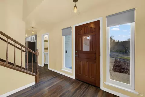 210 Joy Ct, Dixon, CA 95620 photo 8