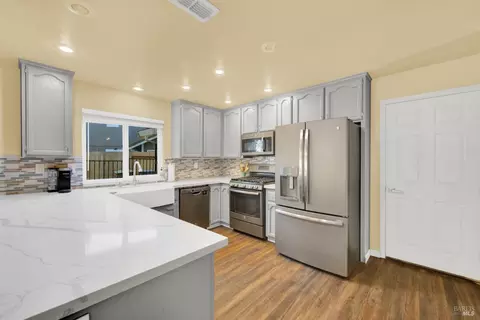 210 Joy Ct, Dixon, CA 95620 photo 19