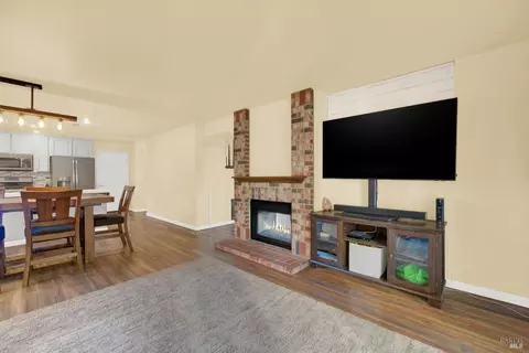 210 Joy Ct, Dixon, CA 95620 photo 14
