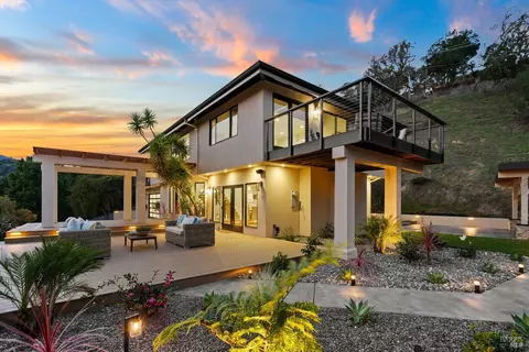 40 Old Ranch Rd, Novato, CA 94947