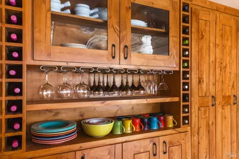 Kitchen - 21067 Heron Dr, Bodega Bay, CA 94923 photo 4 of 7