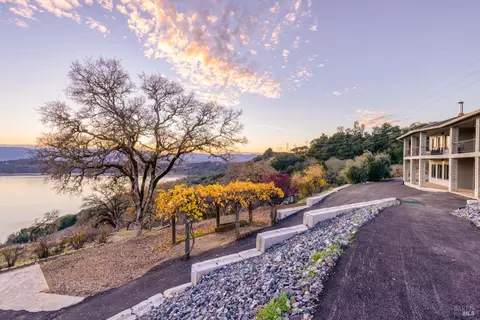 4893 Black Bart Trl, Redwood Valley, CA 95470