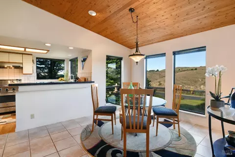 112 Duck Ct, Bodega Bay, CA 94923 photo 8