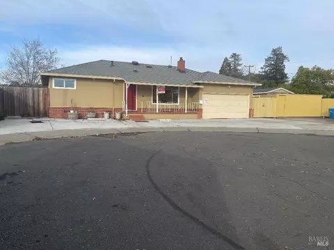 124 E Halabuk Ct, Vallejo, CA 94591