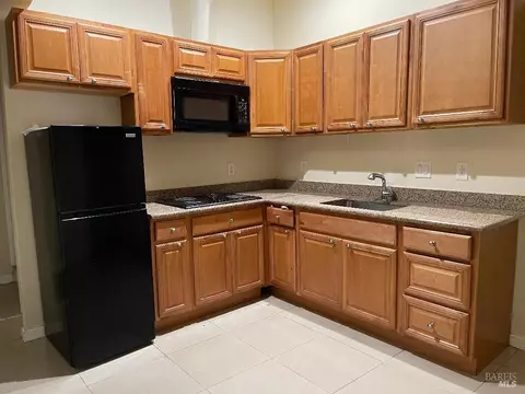 124 E Halabuk Ct, Vallejo, CA 94591 photo 7