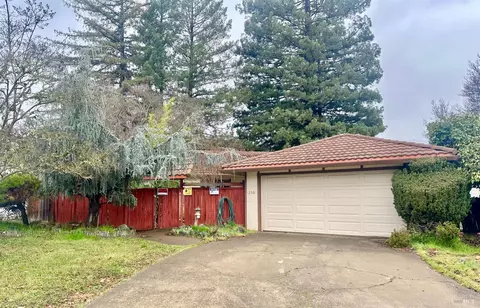 1250 S Dora St, Ukiah, CA 95482