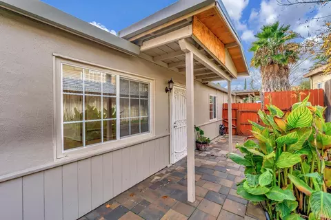 2475 Monterey Ave, Martinez, CA 94553 photo 8