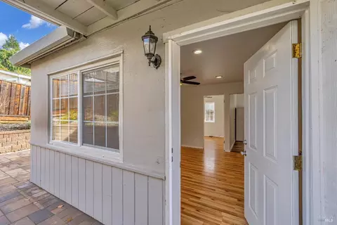2475 Monterey Ave, Martinez, CA 94553 photo 10