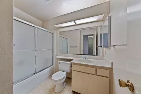 165 Wood Ct, Vallejo, CA 94591 photo 11