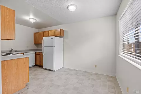 102 Laws Ave, Ukiah, CA 95482 photo 9
