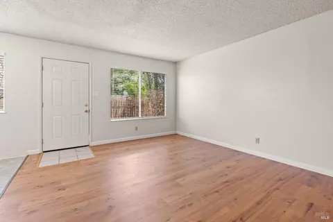 102 Laws Ave, Ukiah, CA 95482 photo 6