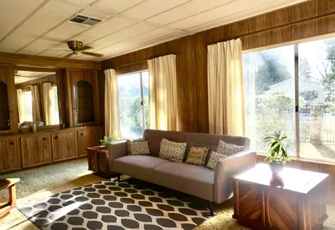59 Sola Ct, Santa Rosa, CA 95403