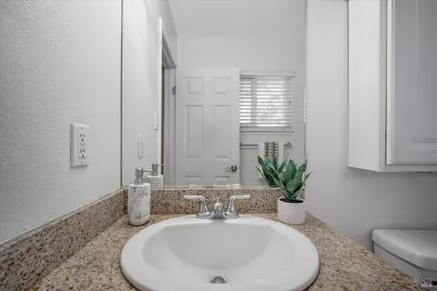 1644 Yardley St, Santa Rosa, CA 95403 photo 28