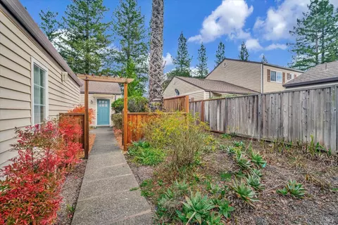 1644 Yardley St, Santa Rosa, CA 95403 photo 34
