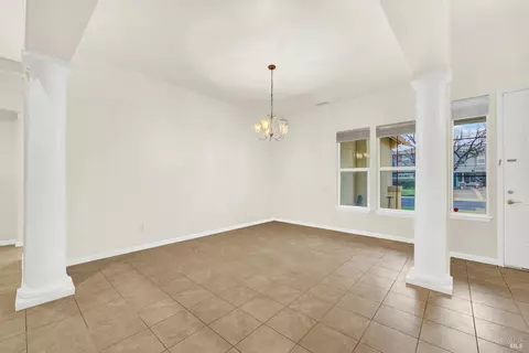 706 Eldridge Ave, Vacaville, CA 95688 photo 12