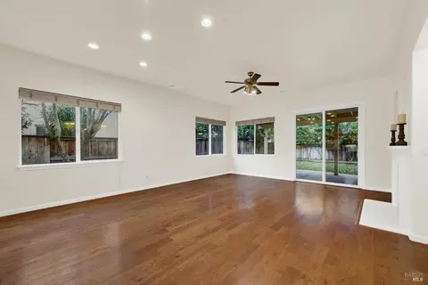 706 Eldridge Ave, Vacaville, CA 95688 photo 22